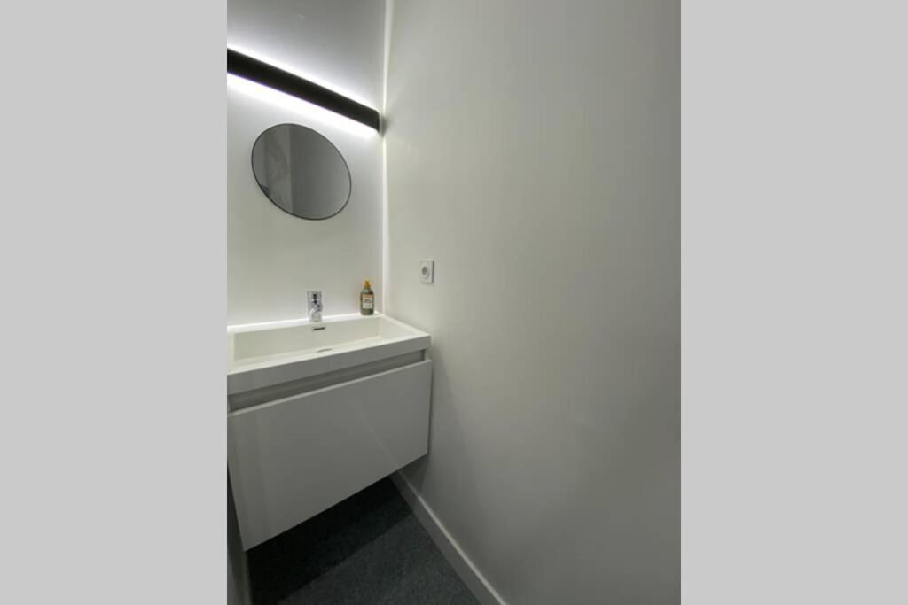 Apartment - Place Du Forum - Cathedrale Hyper Centre Reims