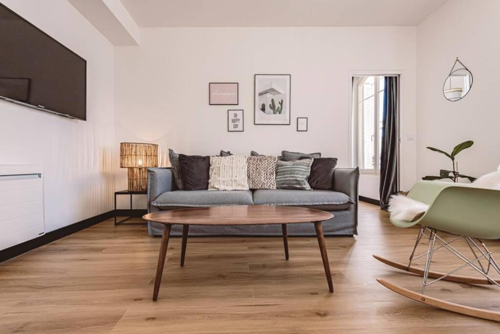 Apartment - Place Du Forum - Cathedrale Hyper Centre *